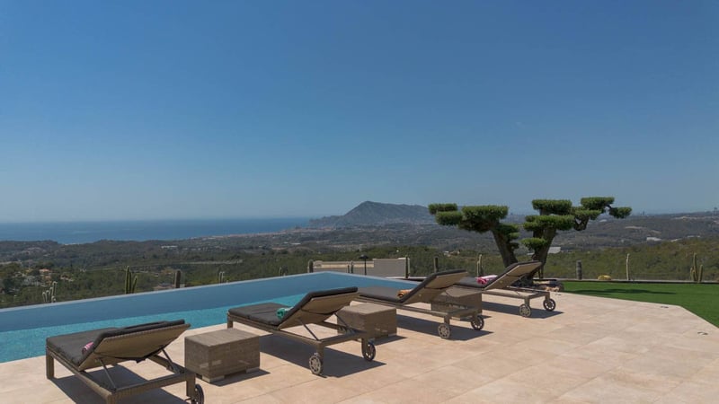 Villa in Altea - view 1