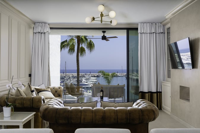 Apartment in Puerto Banus - view 1