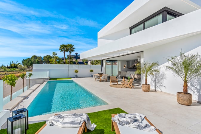 Villa in Polop - view 1