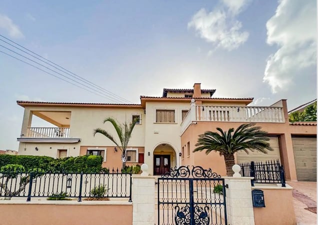 House in Ayios Athanasios (quarter) - view 1