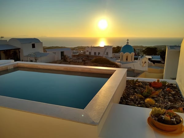 Villa in Santorini - view 1