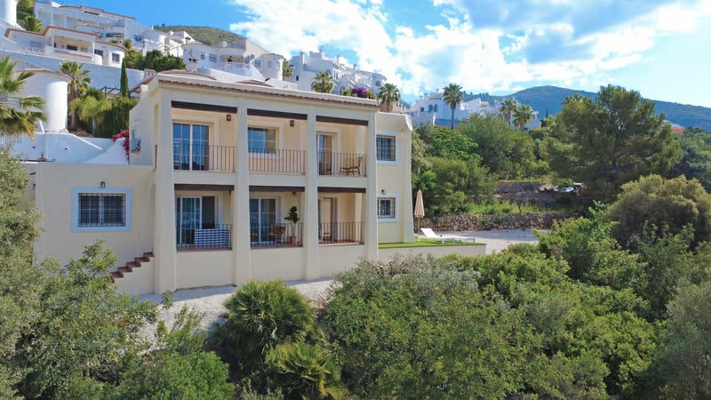 Villa in Jalon - view 1