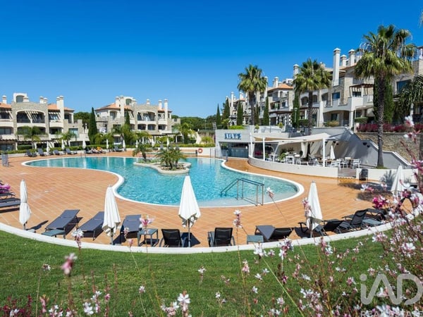 Apartment in Quarteira - view 1