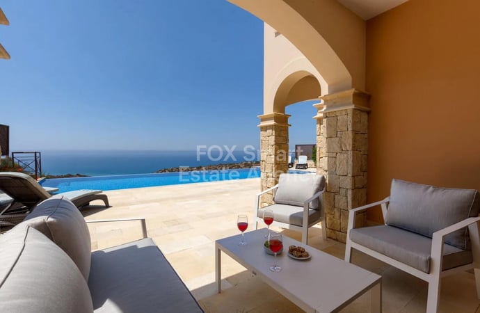 House in Kouklia - view 1