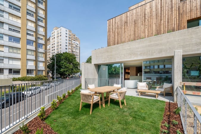 House in Lordelo do Ouro - view 1