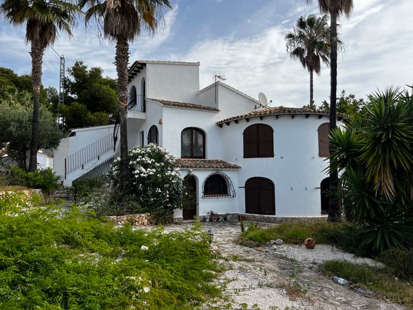 Villa in Benissa - view 1
