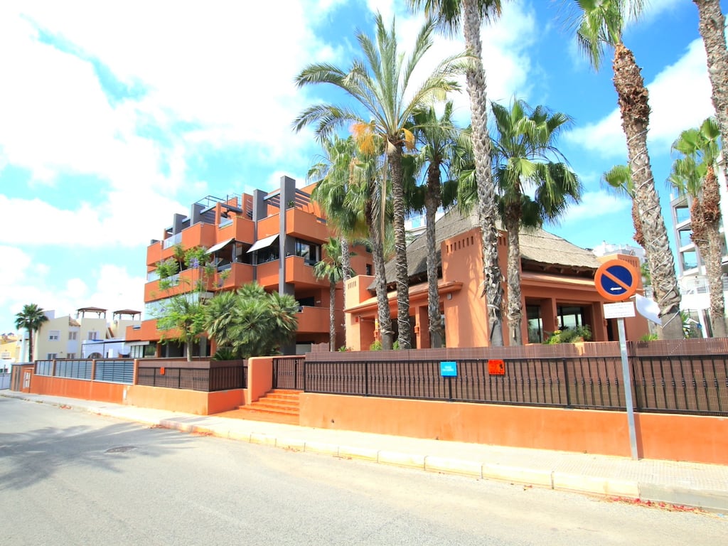 Apartment in Villamartin