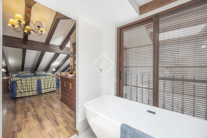 House in Valencia - view 1