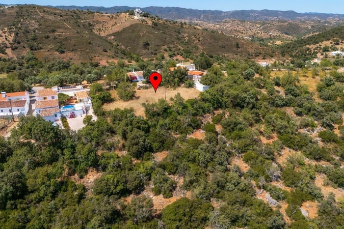 Villa in Estoi - view 1