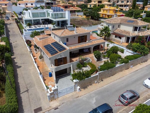 Villa in Torrejao - view 1