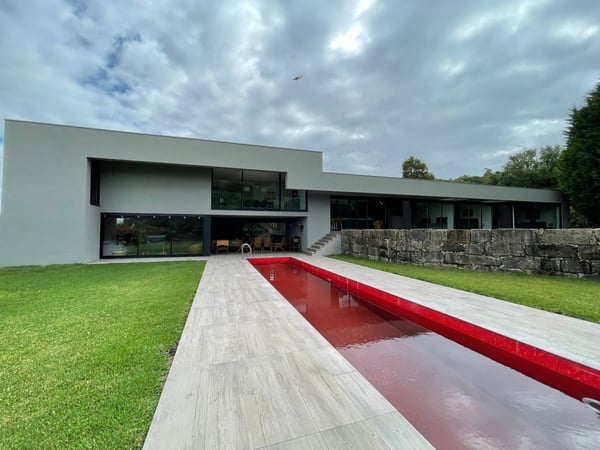 House in Burgaes - view 1