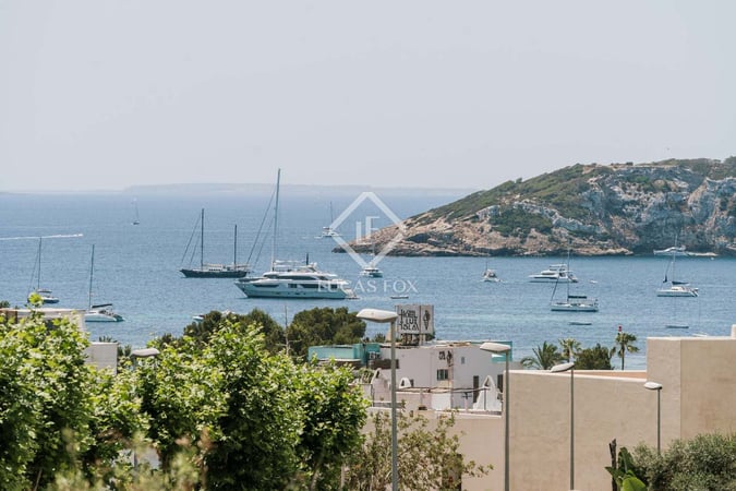 House in Jesus - view 1