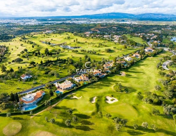 Apartment in Estombar - view 1