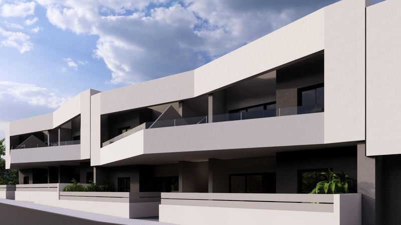 House in San Miguel de Salinas - view 1