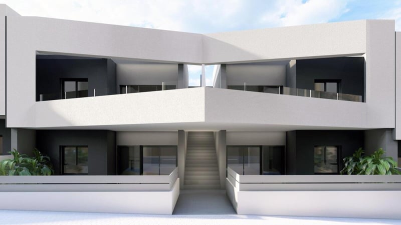 House in San Miguel de Salinas - view 1