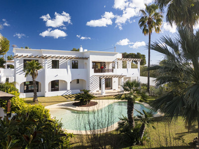 Villa in Alicante - view 1