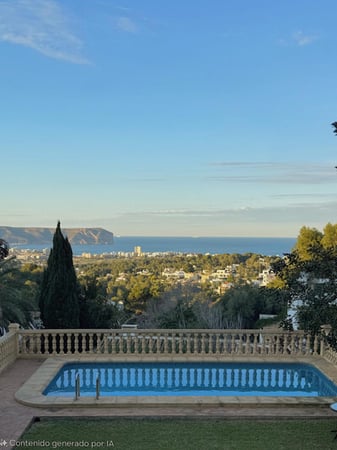 Villa in Ciudad Jardin - view 1
