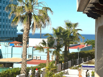 House in Guardamar del Segura - view 1