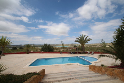 Villa in Santa Pola - Image 3