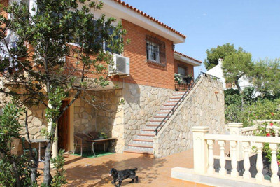 Villa in Alicante - view 1