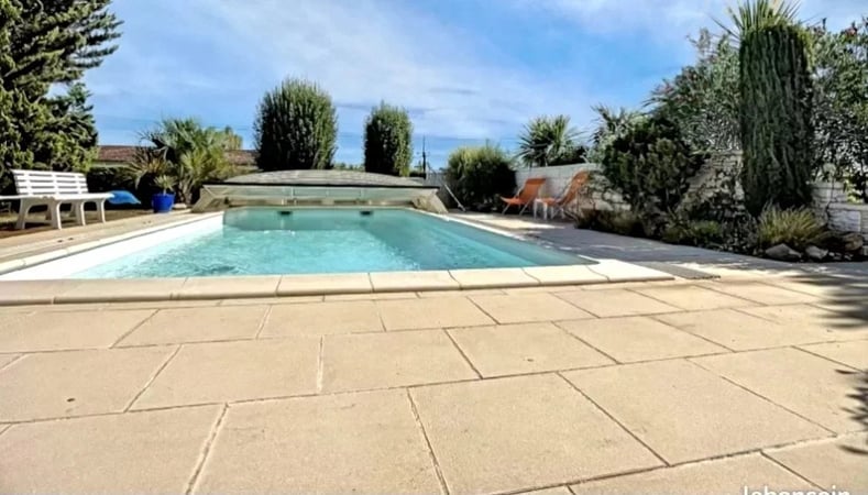 House in Miramont-de-Guyenne - view 1