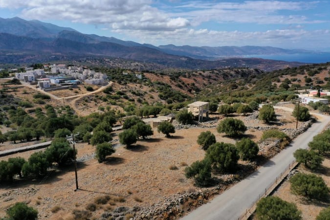 House in Neapoli - view 1