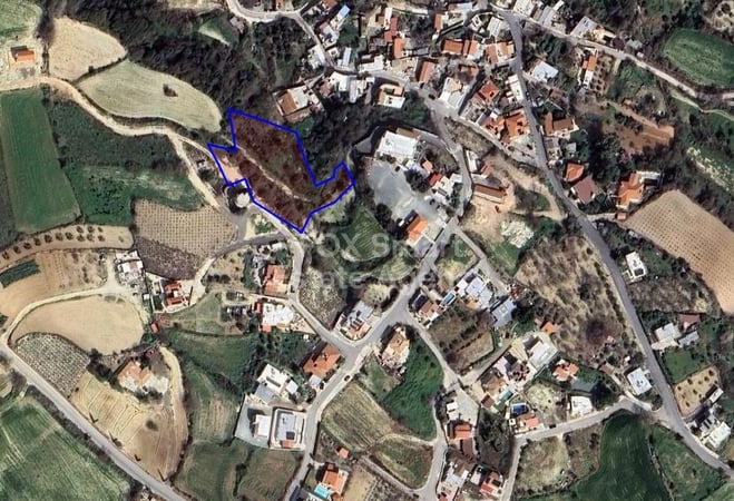 Land in Koili - view 1