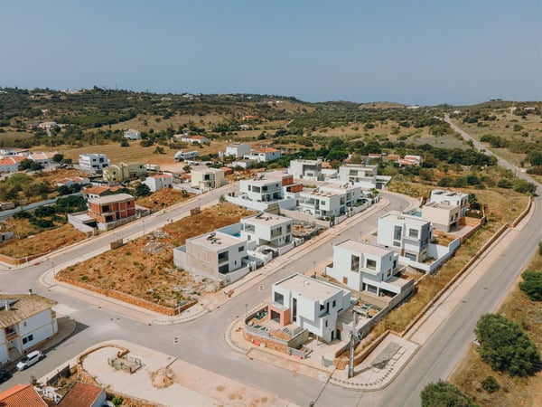 House in Portelas - view 1