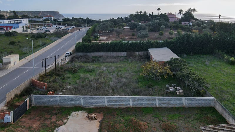 Land in Luz - view 1