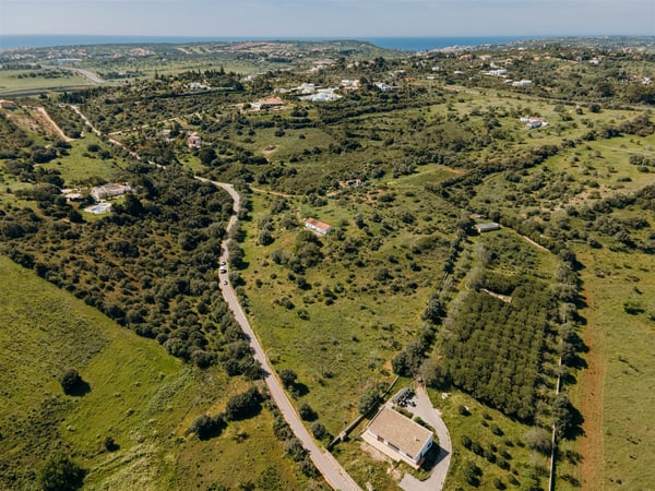House in Portelas - view 1