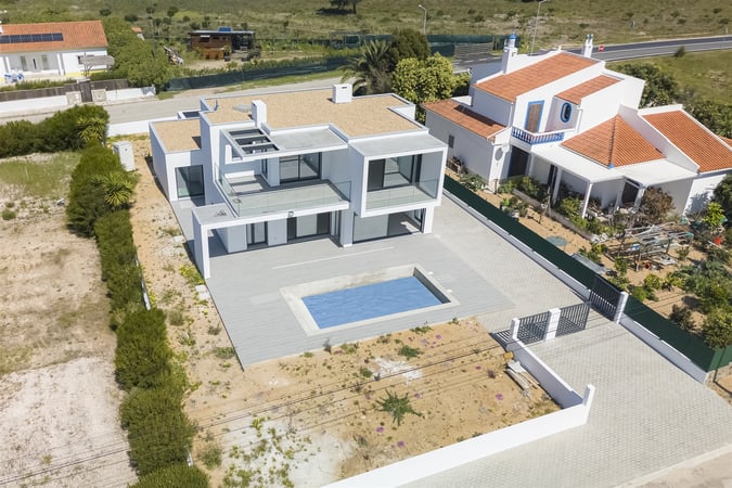 House in Aljezur - view 1