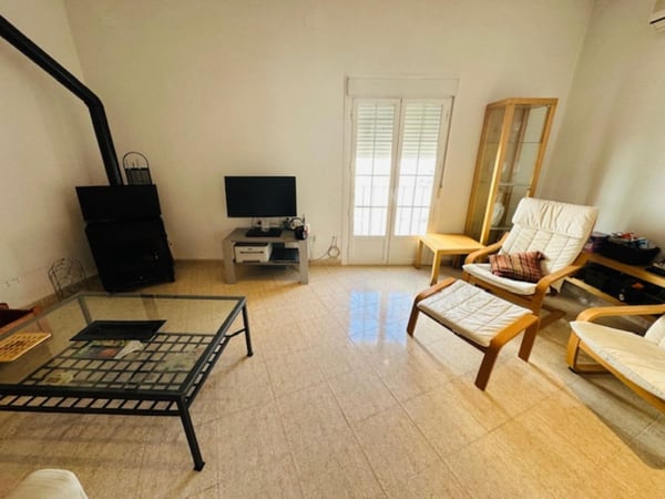 House in Casas de Estepa - view 1