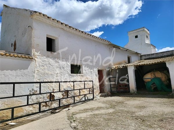 Farm, Ranch or Equestrian in Humilladero - view 1