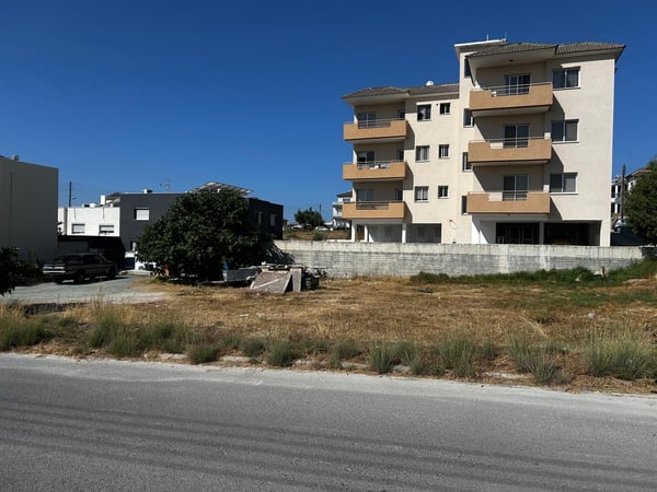 House in Ypsonas - view 1