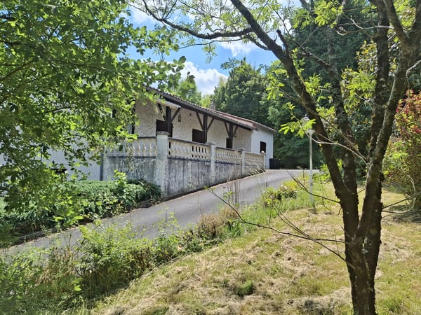 House in Alloue - view 1