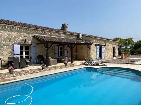 House in Montcaret - view 1