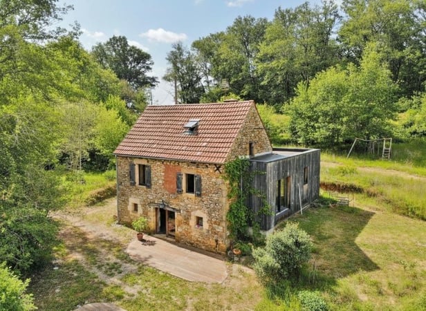 House in Sarlat-la-Caneda - view 1