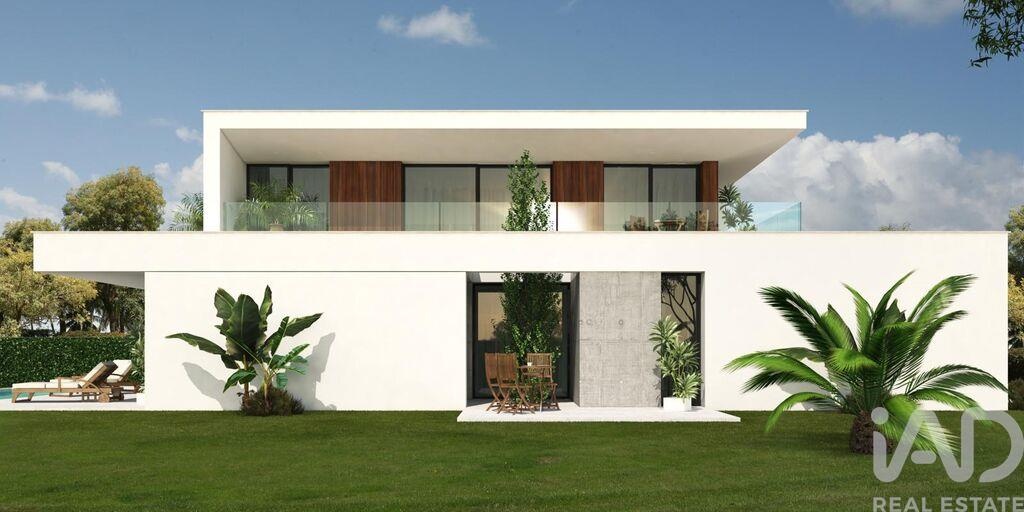 House in Caldas da Rainha - Image 2