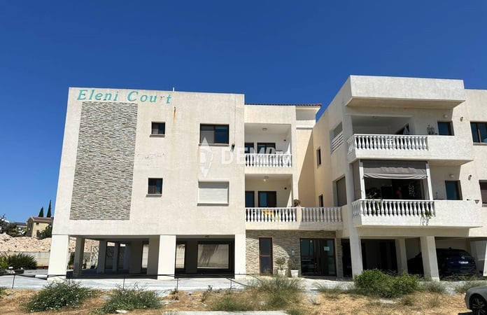 Apartment in Ypsonas - view 1