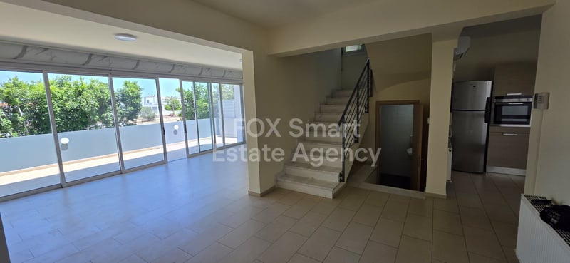 House in Geri - view 1