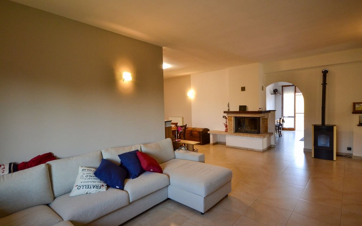 House in Fabro Scalo - Image 3