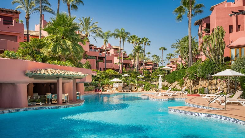 Apartment in Estepona - view 1