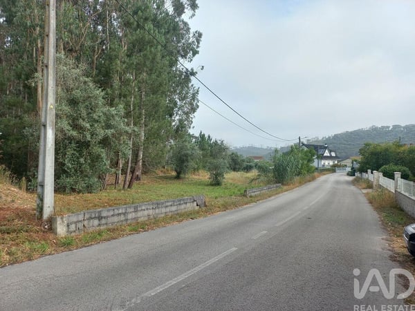 Land in Arrabal - view 1