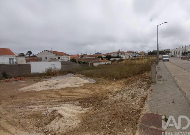 Land in Atouguia da Baleia - view 1