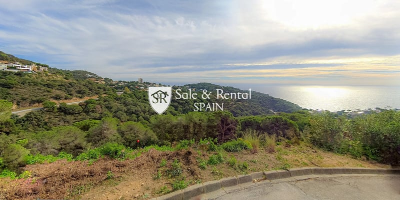 House in Lloret de Mar - view 1