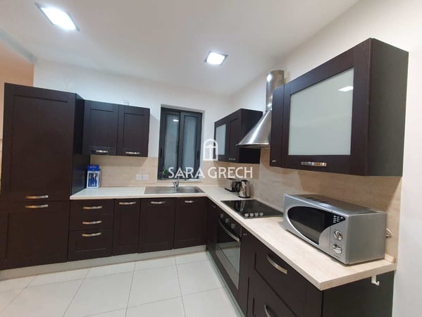 Penthouse in Tas-Sliema - view 1