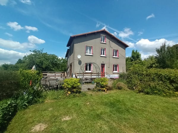 House in Chassenon - view 1