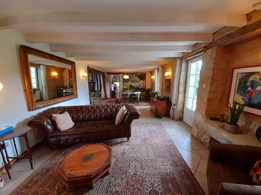 House in Lauzun - Image 3