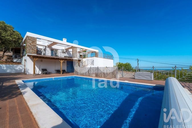 House in Sao Bras de Alportel - view 1