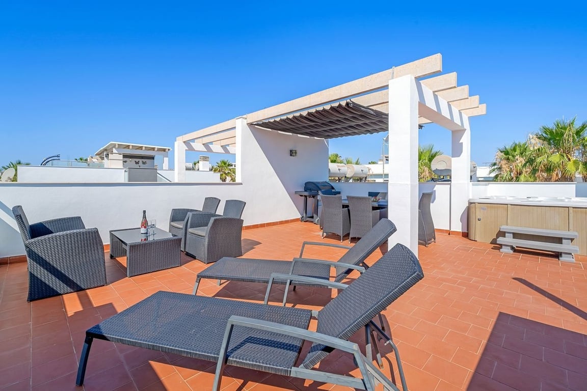 House in Torrevieja - Image 2